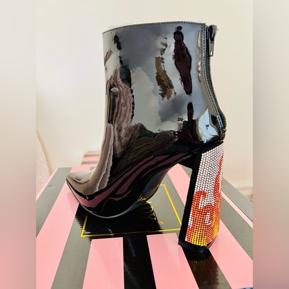 NIB Dolls Kill Lady GoDiva Excited Enough Patent Faux Leather Ankle Boo… - Picture 4 of 13